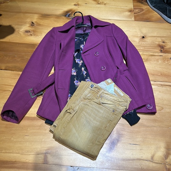 EUC United Colors of Benetton Plum Wool Belted Peacoat sz 40 2US xs - Picture 4 of 8